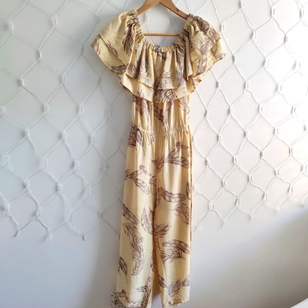Floral Jumpsuit • Botanical Leaf Print • Butter Yellow • Size Small